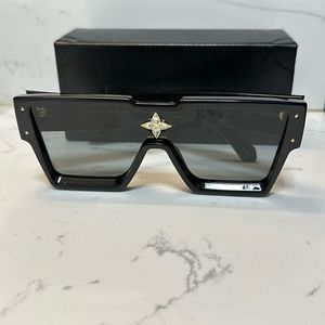 100% Authentic LOUIS VUITTON Acetate Cyclone Sunglasses